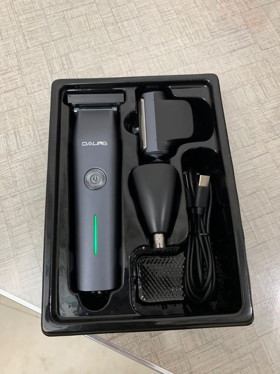 DALING DL-9218 3-in-1 Grooming Kit – Professional Hair, Beard & Nose Trimmer | Precision Grooming at Home
